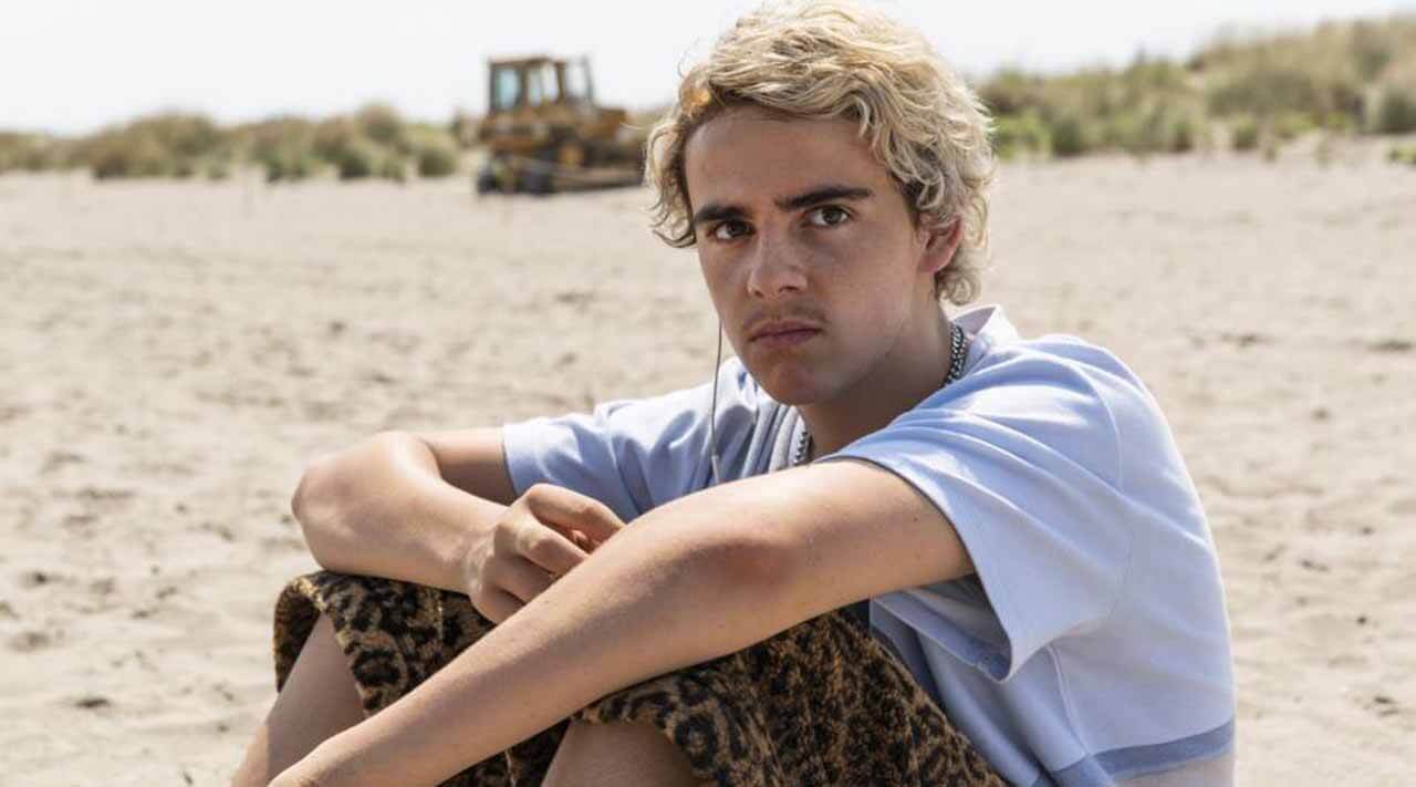 Сериал «Мы те, кто мы есть» надеться на дату выхода 2 сезона Сериал Мы те, кто мы есть 2 сезон о дате его выхода