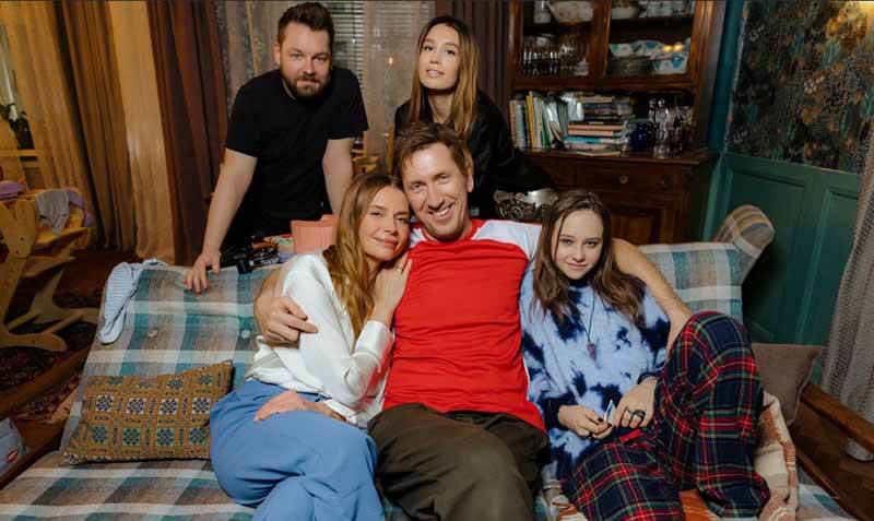 Когда выйдет в 2025 сериал Что-то положительное