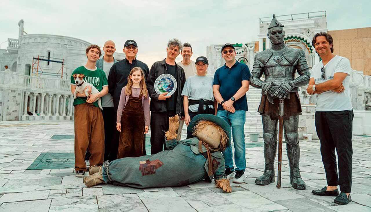 Фильм Волшебник Изумрудного города 2: Великий и ужасный запланированная дата выхода в 2027 году