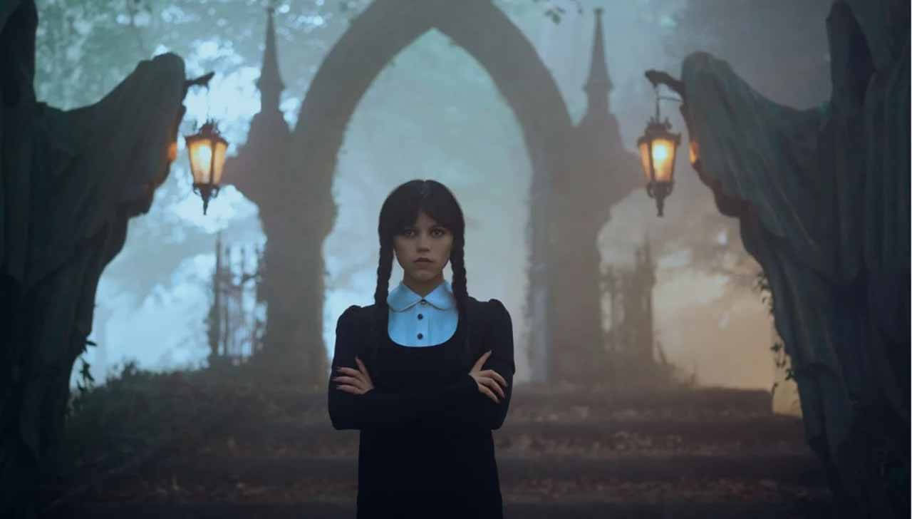 «Уэнсдэй»: будет ли 3 сезон на Netflix и когда ждать дату выхода Сериал Уэнсдей 3 сезон график серий и дата выхода в 2026 году