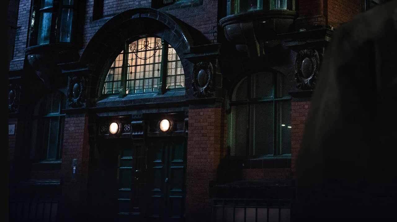 Кадр из сериала «Таламаска: тайный орден» возможная дата выхода 2 сезона в 2026-2027 году