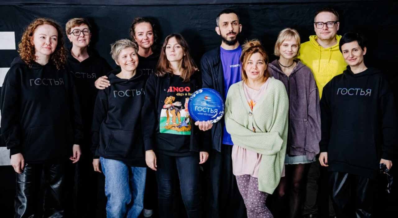 «Гостья» - будет ли 2 сезон сериала от Иви и когда ждать премьеру Заставка к сериалу «Гостья» с возможной датой выхода 2 сезона в 2026 году