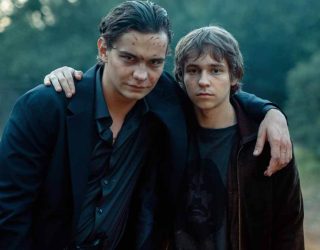 Сериал «Дети перемен» — заставка, 2 сезон выйдет в 2026 году.