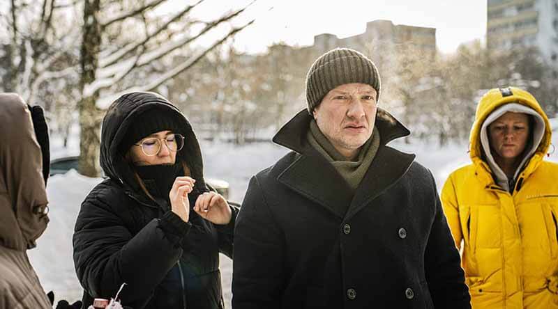 «Акушер» — кадр из сериала, премьера третьего сезона может наступить в 2026-2027 году.