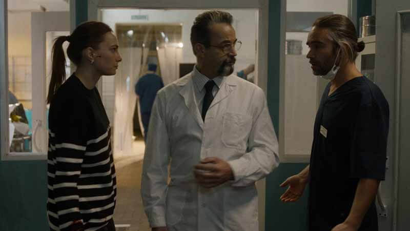 «Полная совместимость» (Фулл Хаус) — кадр из сериала, премьера второго сезона может наступить в 2027-2028 году.