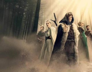 Сериал «Цикл Пендрагона: Восхождение Мерлина» — заставка, 1 сезон выйдет в январе 2026 года.