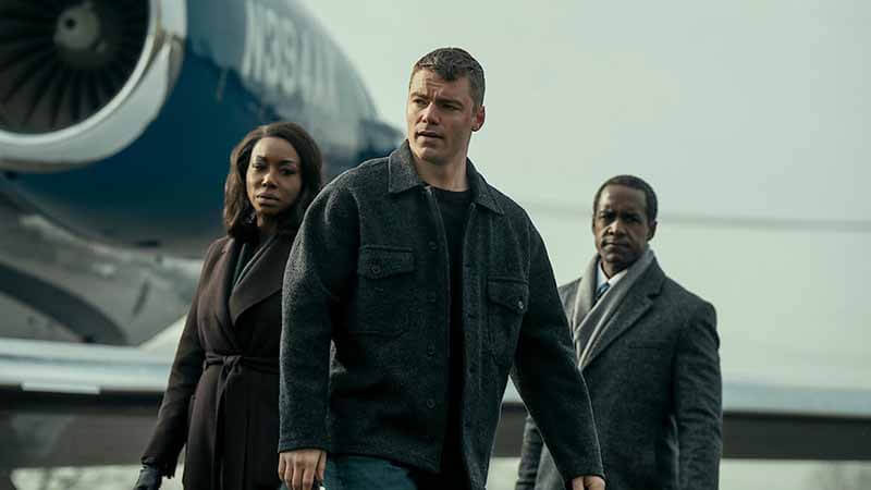 «Ночной агент» — кадр из сериала, премьера четвертого сезона может наступить в 2027-2028 году.