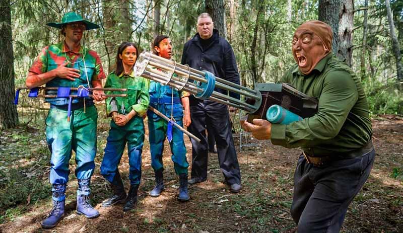 «Мотай!» — кадр из сериала, премьера второго сезона на ТНТ может наступить в 2027-2028 году.